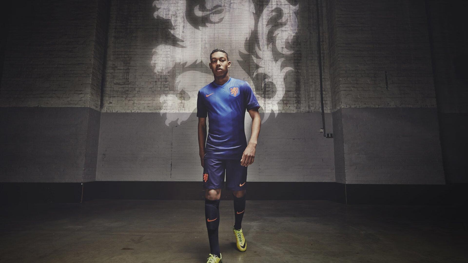 英雄联盟全球总决赛，巅峰对决引爆电竞热潮<a href=