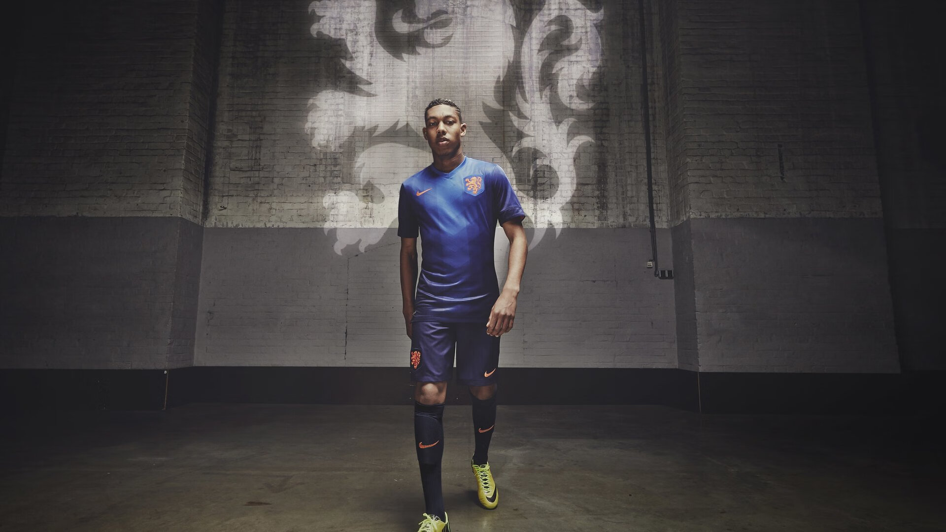 转会市场风云再起,豪门争夺战与新兴势力崛起